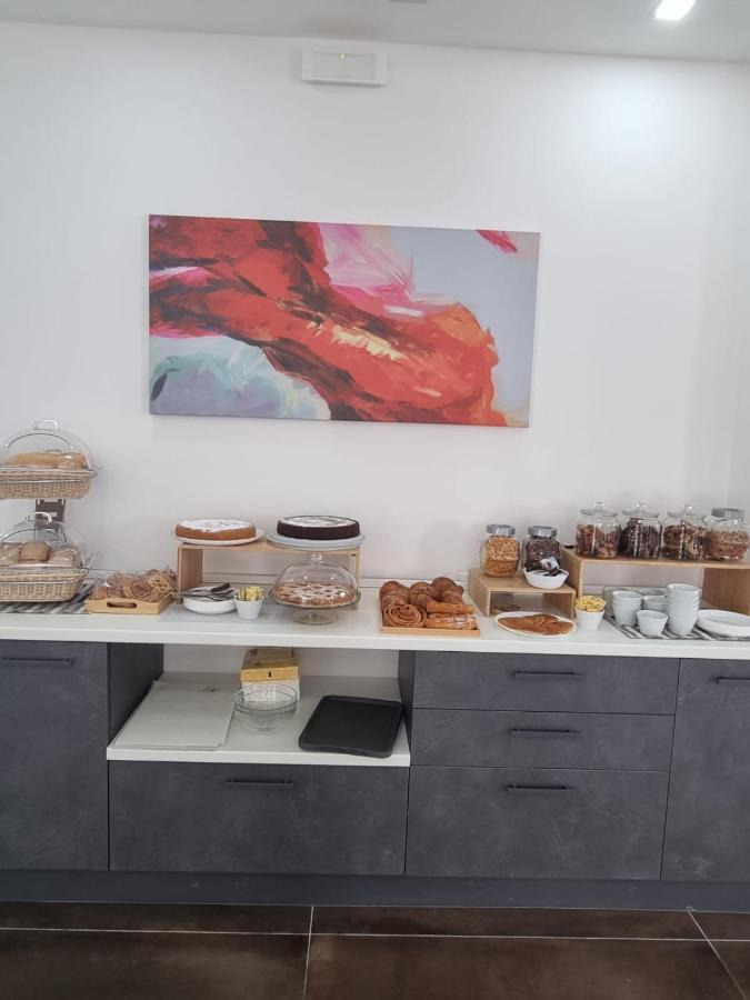 Hotel Crisvan Rimini Luaran gambar