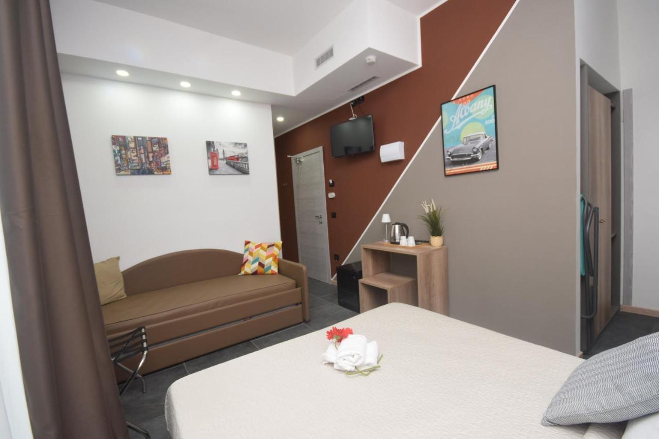 Hotel Crisvan Rimini Luaran gambar