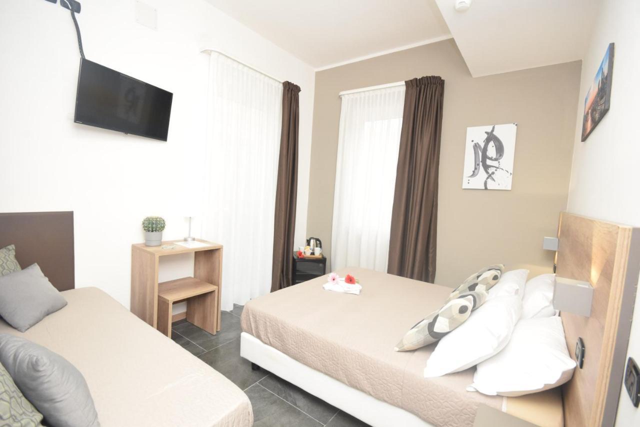 Hotel Crisvan Rimini Luaran gambar