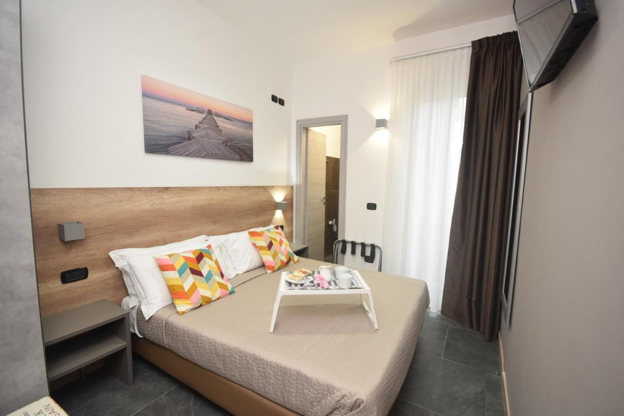 Hotel Crisvan Rimini Luaran gambar